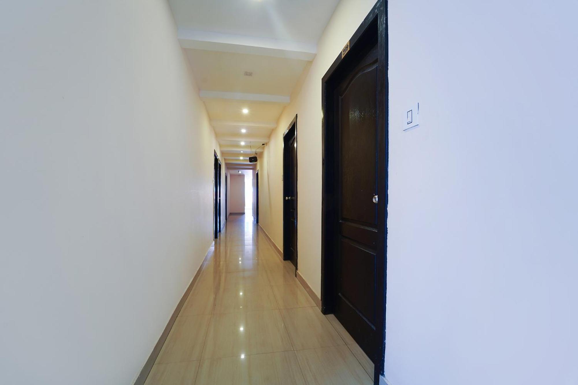 فندق Zion Plaza نيدومباسيري المظهر الخارجي الصورة