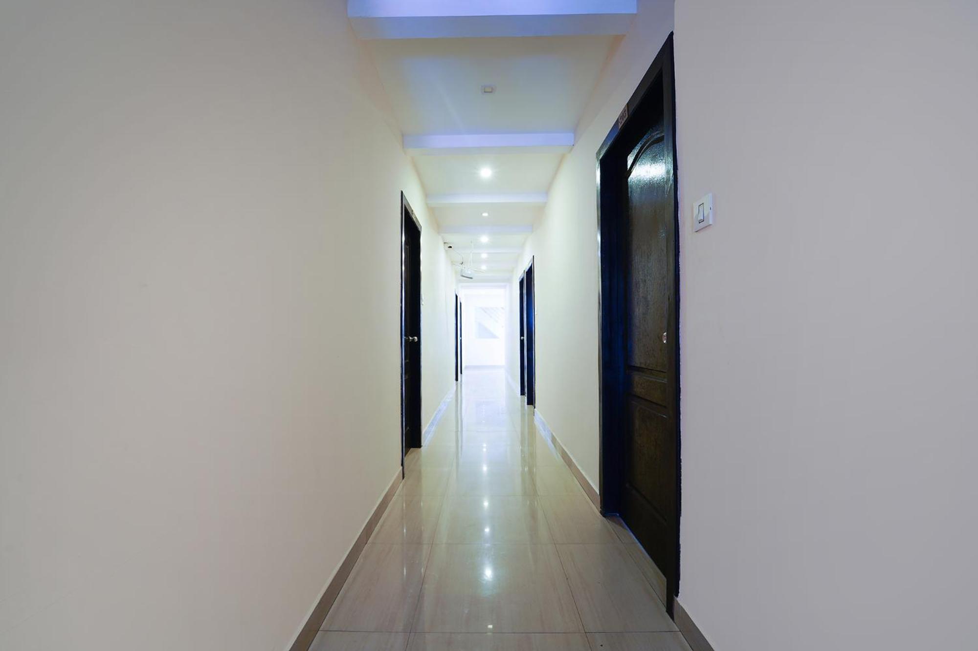 فندق Zion Plaza نيدومباسيري المظهر الخارجي الصورة